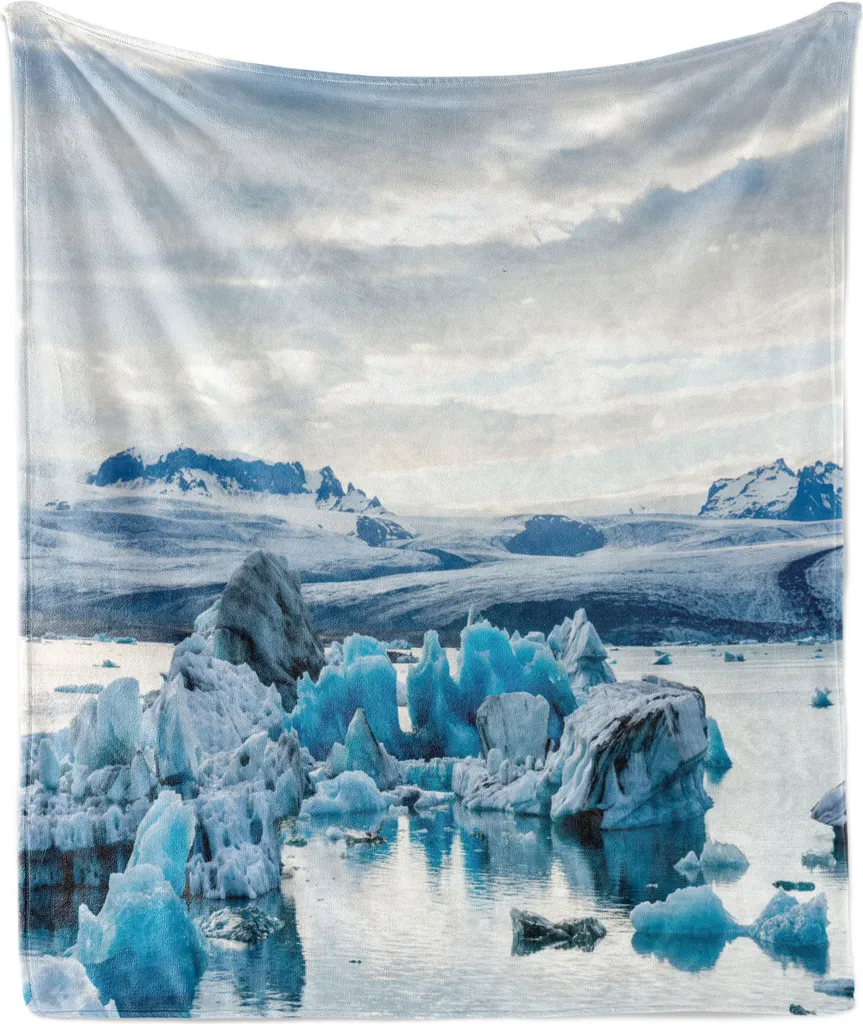 ABAKUHAUS Island Morbida coperta in pile di flanella, Laguna glaciale con montagne all'orizzonte, 175 x 230 cm, Blu mare Bianco