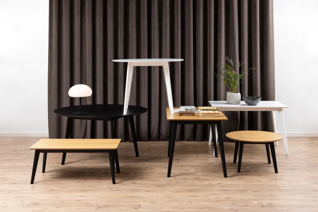Table de salle à manger Roxby Ø140 cm noire en bois design scandinave - 11