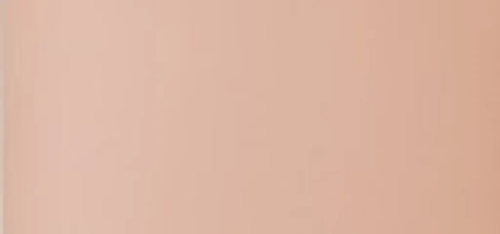 Clinique Even Better Glow Trucco che riflette la luce SPF15 - 2
