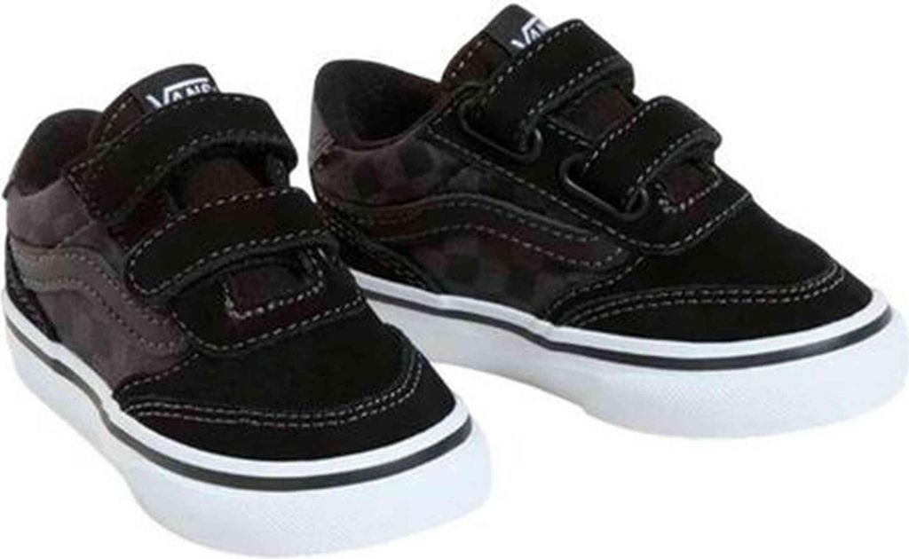 Vans Sneakers VN000D7XKOU1 in Black color size 20