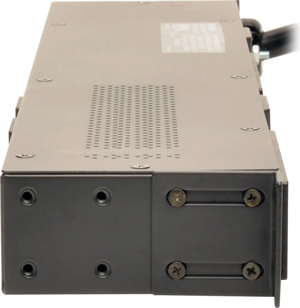 Évitez les Surcharges Réseau avec ce PDU Monophasé 7,7kW Robuste et Fiable