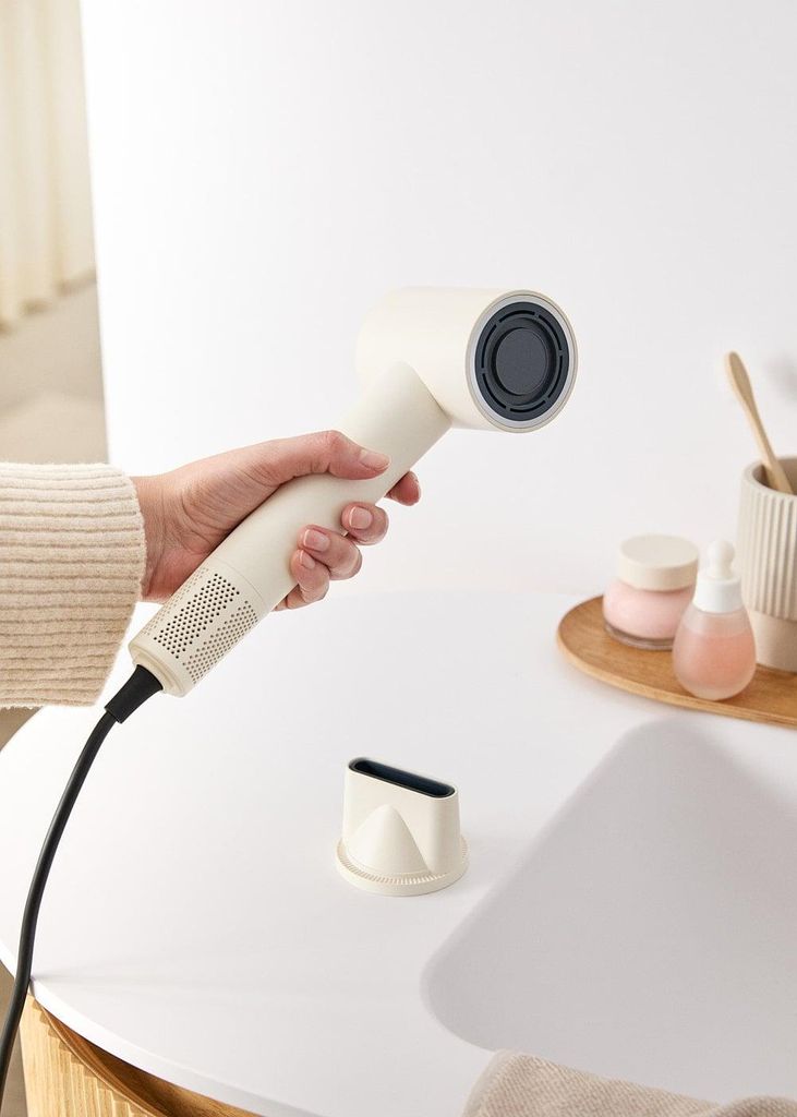 CREATE - ION STYLER - Ionen-Haartrockner 1800W Produktbild 