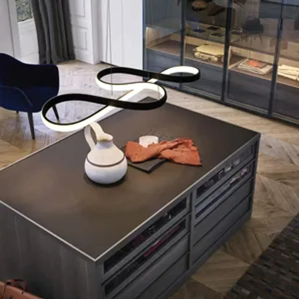 Lampe de Table LED à Intensité Variable avec Télécommande Noire 47W - 7
