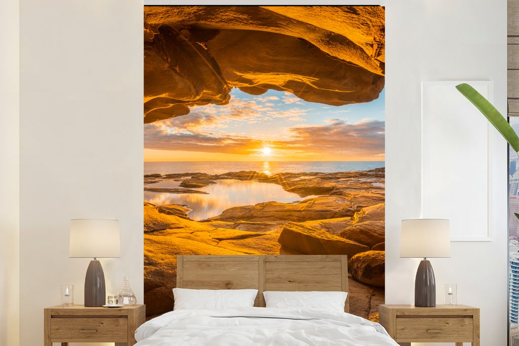 MuchoWow Fototapete für Wohnzimmer oder Schlafzimmer Wandtapete Vinyl Motivtapete Höhle - Meer - Horizont - Sonnenuntergang - 145x220 cm - Wand...