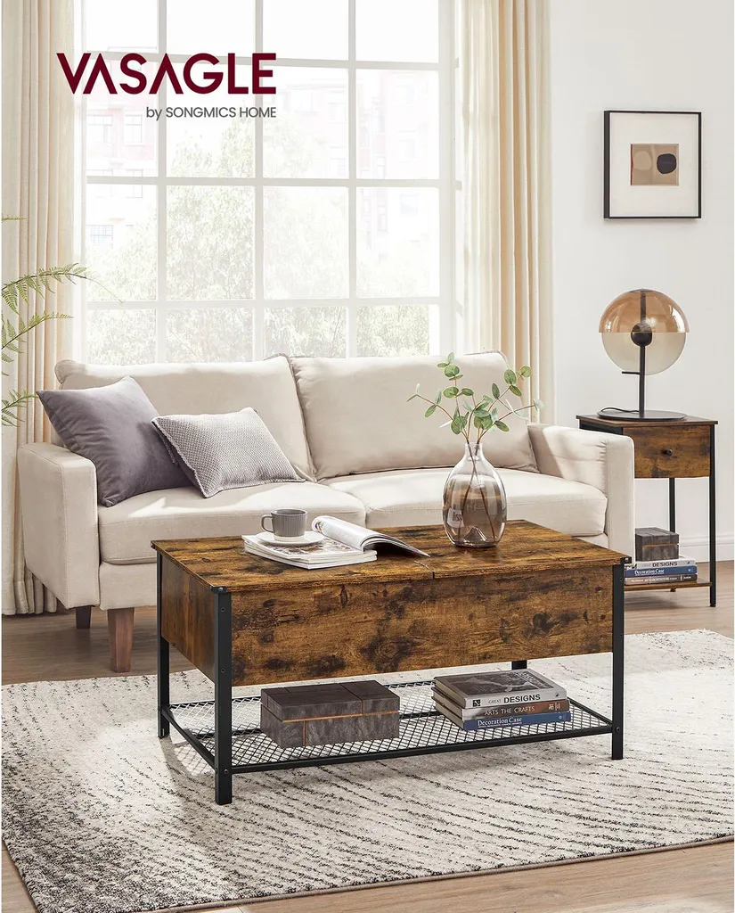 Table basse avec plateau rabattable pour optimiser les petits salons