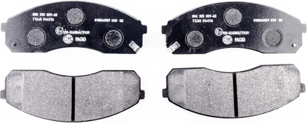 Plaquettes de frein avant HELLA haute endurance pour KIA CARNIVAL I / BESTA