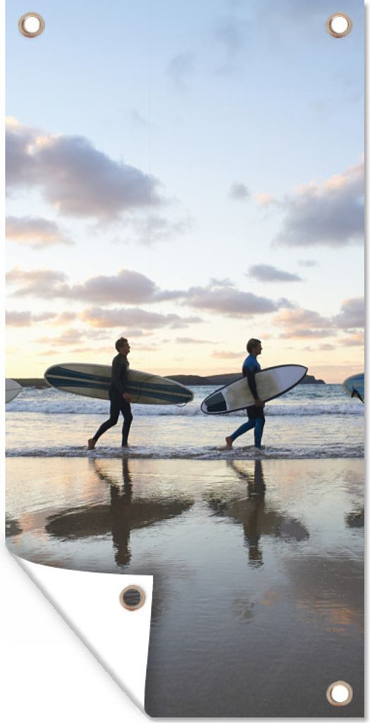 MuchoWow 30x60 cm Outdoor-Poster Gartendeko Sichtschutz Garten Poster für den Garten Surfer am Strand