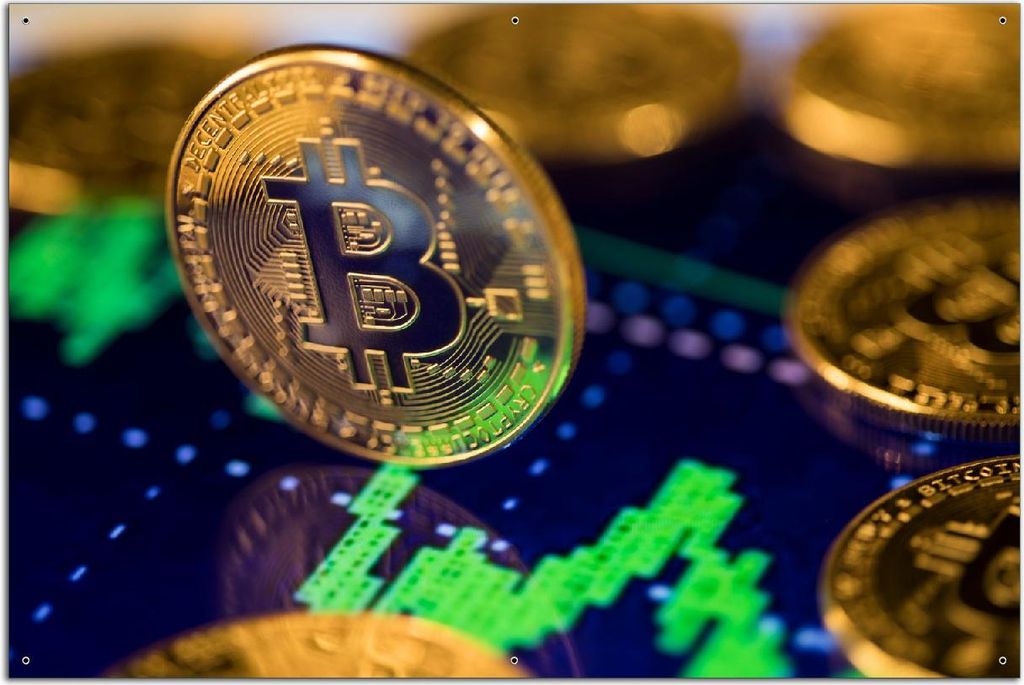 Wallario Outdoor-Poster für Garten oder Balkon, Motiv Bitcoin im Marktgeschehen, in ca. 61 x 91,50 cm