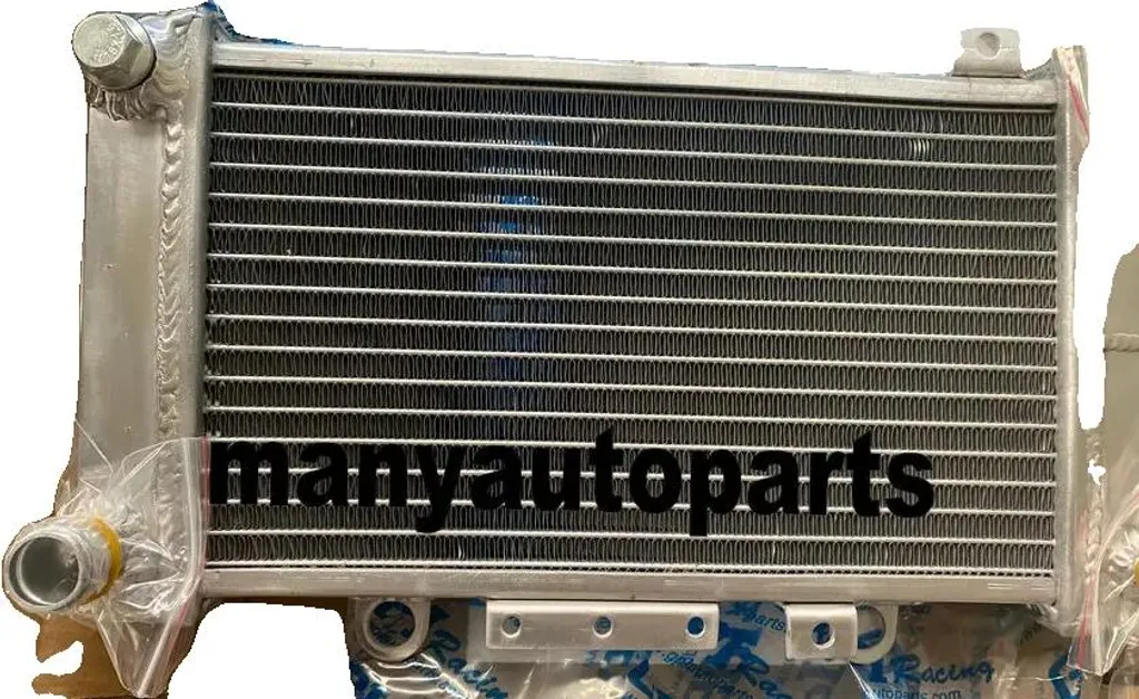 Radiateur de Refroidissement Moteur Alu pour Hyosung GV650 Aquila 2015