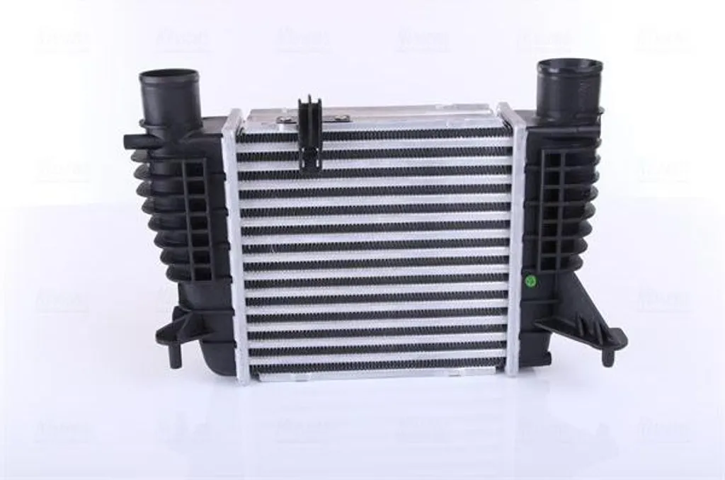 Stopper la Perte de Puissance Turbo avec l'Intercooler Nissens 96645