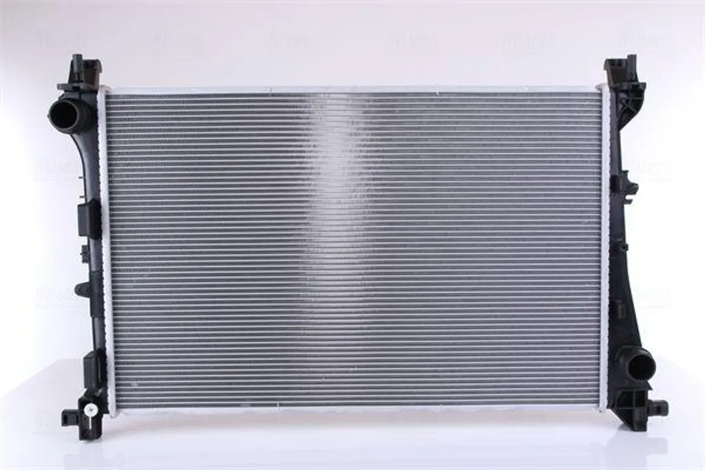 Radiateur Moteur Nissens 617869 pour Fiat 500L OE 51888085 Qualité Premium