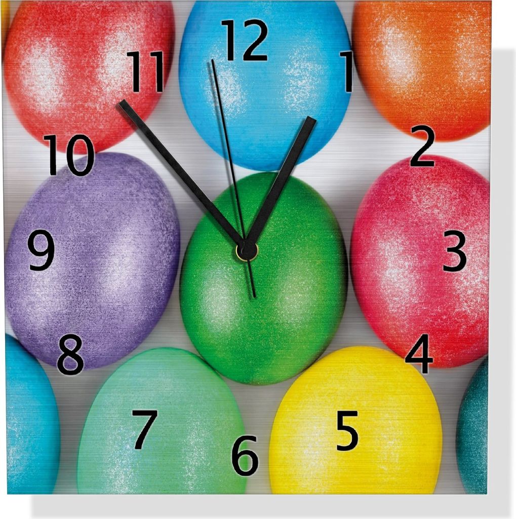 Wallario Design Wanduhr Bunte Oster-Eier in Nahaufnahme mit kräftigen Farben aus Aluverbund, Größe 30 x 30 cm