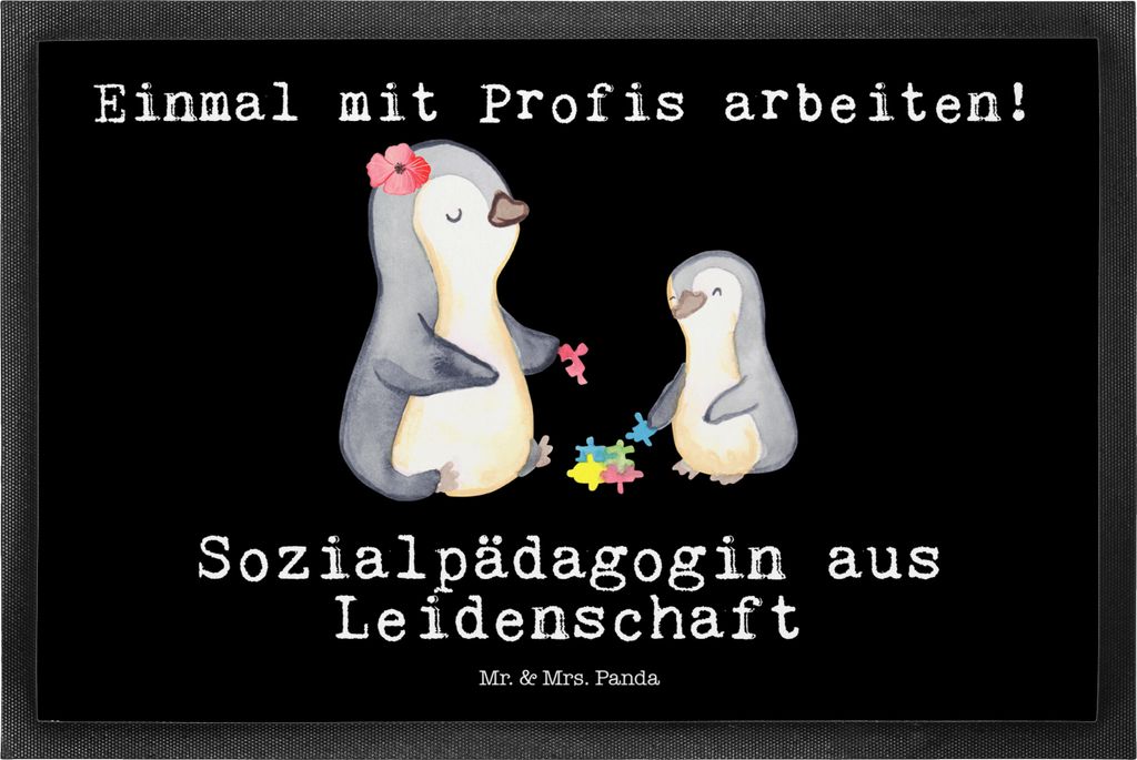 Mr. & Mrs. Panda Schmutzmatte Sozialpädagogin Leidenschaft 50 x 75 cm - Schwarz - Geschenk, Fußabstreifer, bodenmatte, fußmatte, Schmutzfangmatt...
