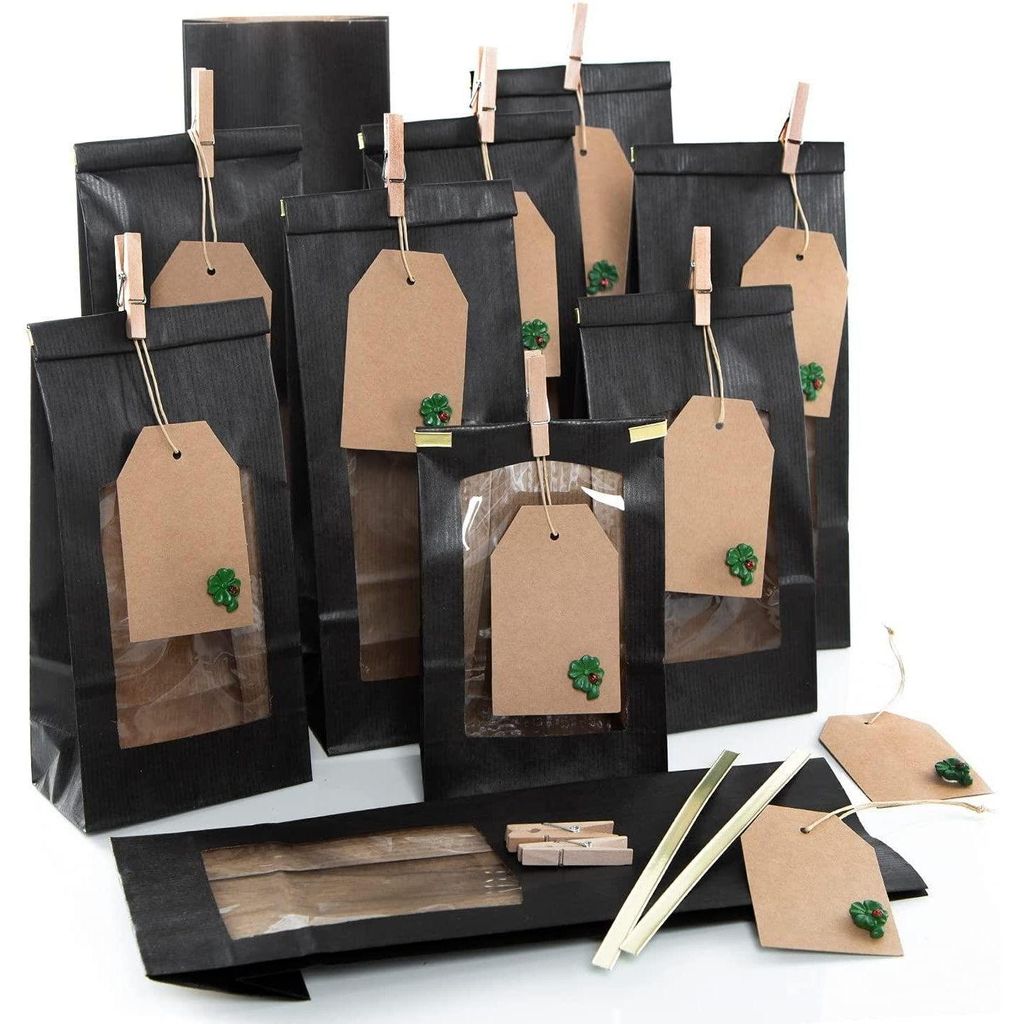 10 schwarze Blockbodenbeutel mit Fenster + Kraftpapieranhänger zum Beschriften
