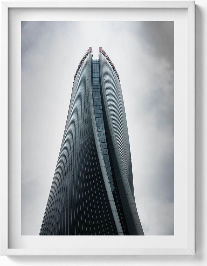 Mailand Wolkenkratzer– Wandbild mit Rahmen – Gerahmtes Bild – Wanddekoration – 60x80 cm – Weiß Rahmen