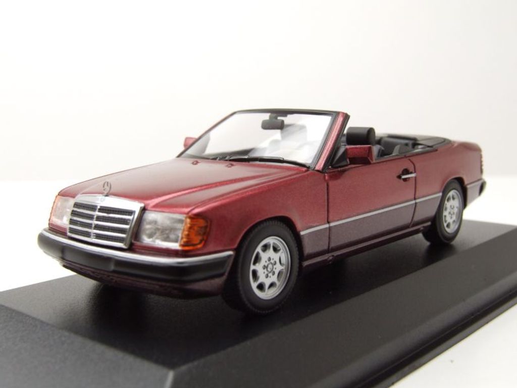 Mercedes 300 CE-24 Cabrio A124 1991 rot metallic Modellauto 1:43 Maxichamps