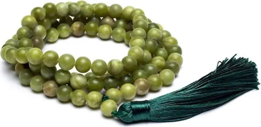 Mala en jade Xinyi vert de 0,8 cm avec pompon soyeux pour méditation