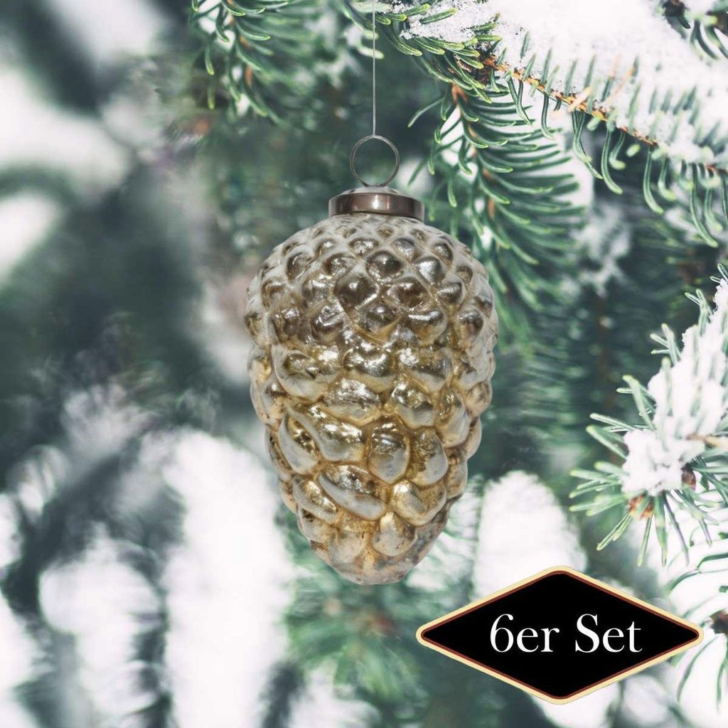 Weihnachtskugel Tannenzapfen golden patiniert - handgemacht in Indien, H.11cm