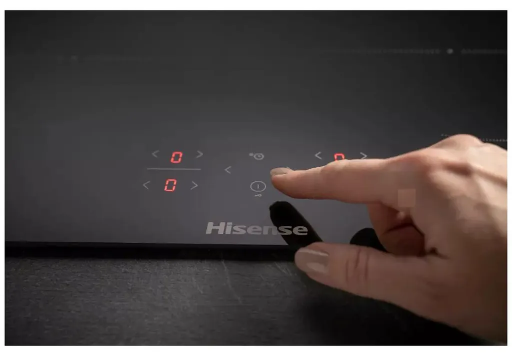 Plaque induction 60cm Hisense ConnectZone : cuisinez sans limite d'espace - 6