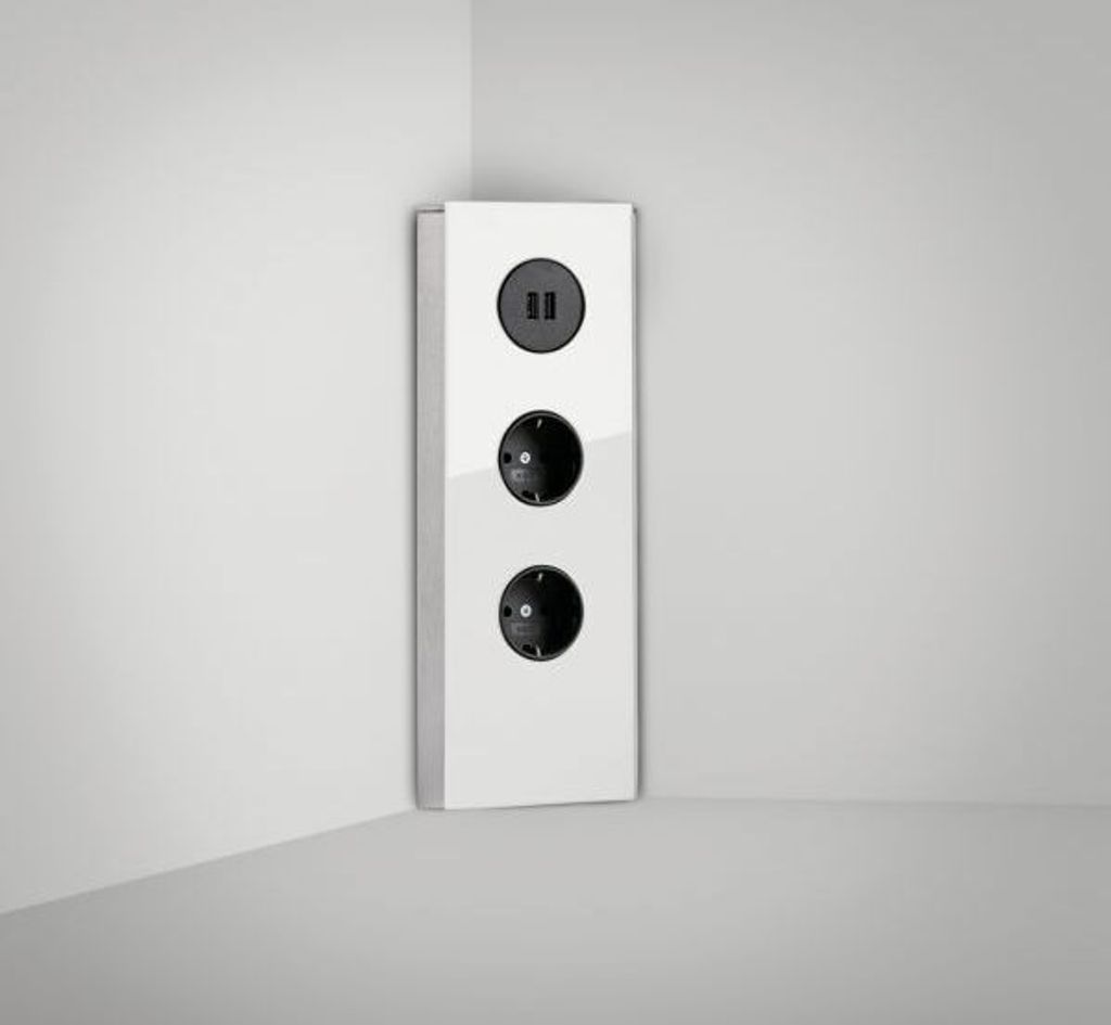 MIRA Eck Glas USB A Eck-Steckdose WEISS - 2-fach Schuko und Produktbild 