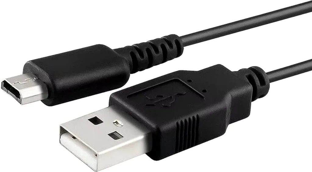 Cavo USB Nintendo DS Lite GO SOLID! - Proteggi i Tuoi Ricordi di Gioco