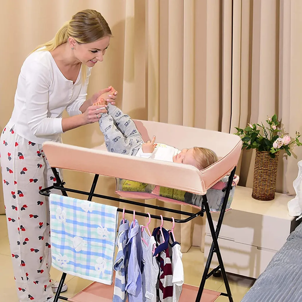 Table à langer pour petits espaces pliable avec matelas et sécurité bébé