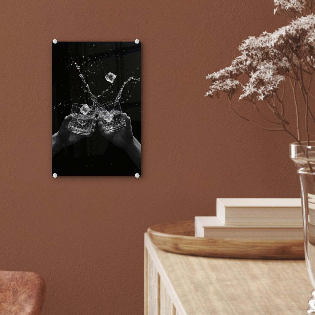 MuchoWow Glasbilder - Bilder auf Wandbild - Foto auf Glas Whicky Gläser - Eis - Splashes - Schwarz 20x30 cm Wanddekoration aus Glas - Acrylglasbil...