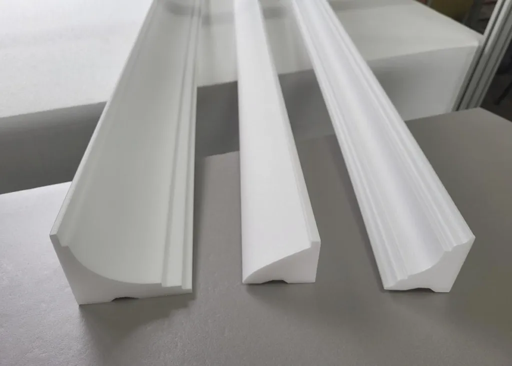 Décoration Murale avec Éclairage Indirect LED - Profilé Stuc 2m LS7C - 7