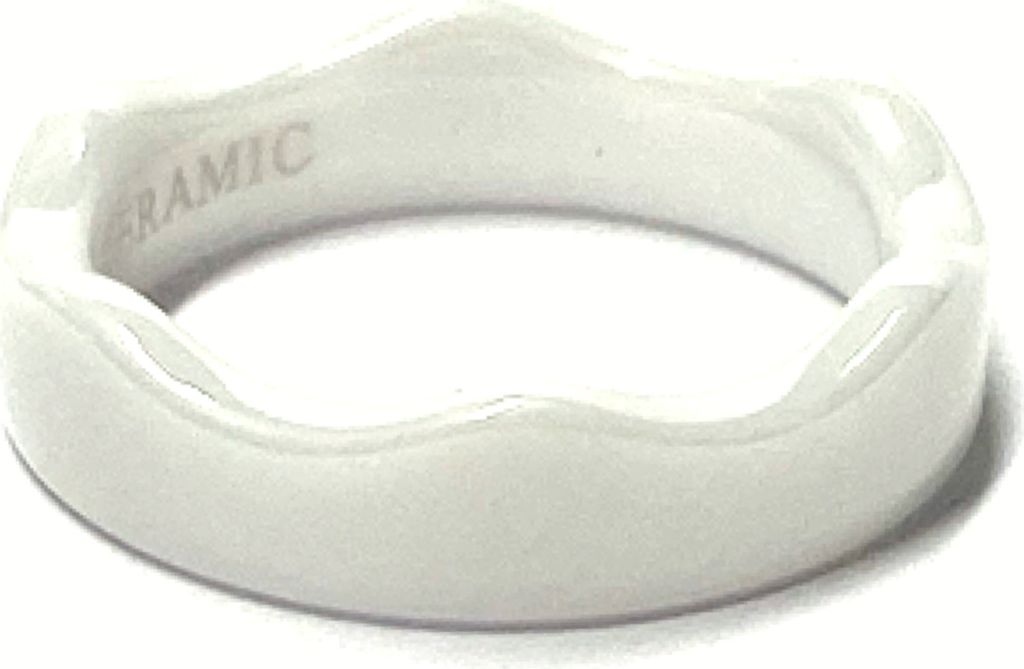 Keramik Ring weiß 5mm gewellt Bandring Ehering Vorsteckring Produktbild 