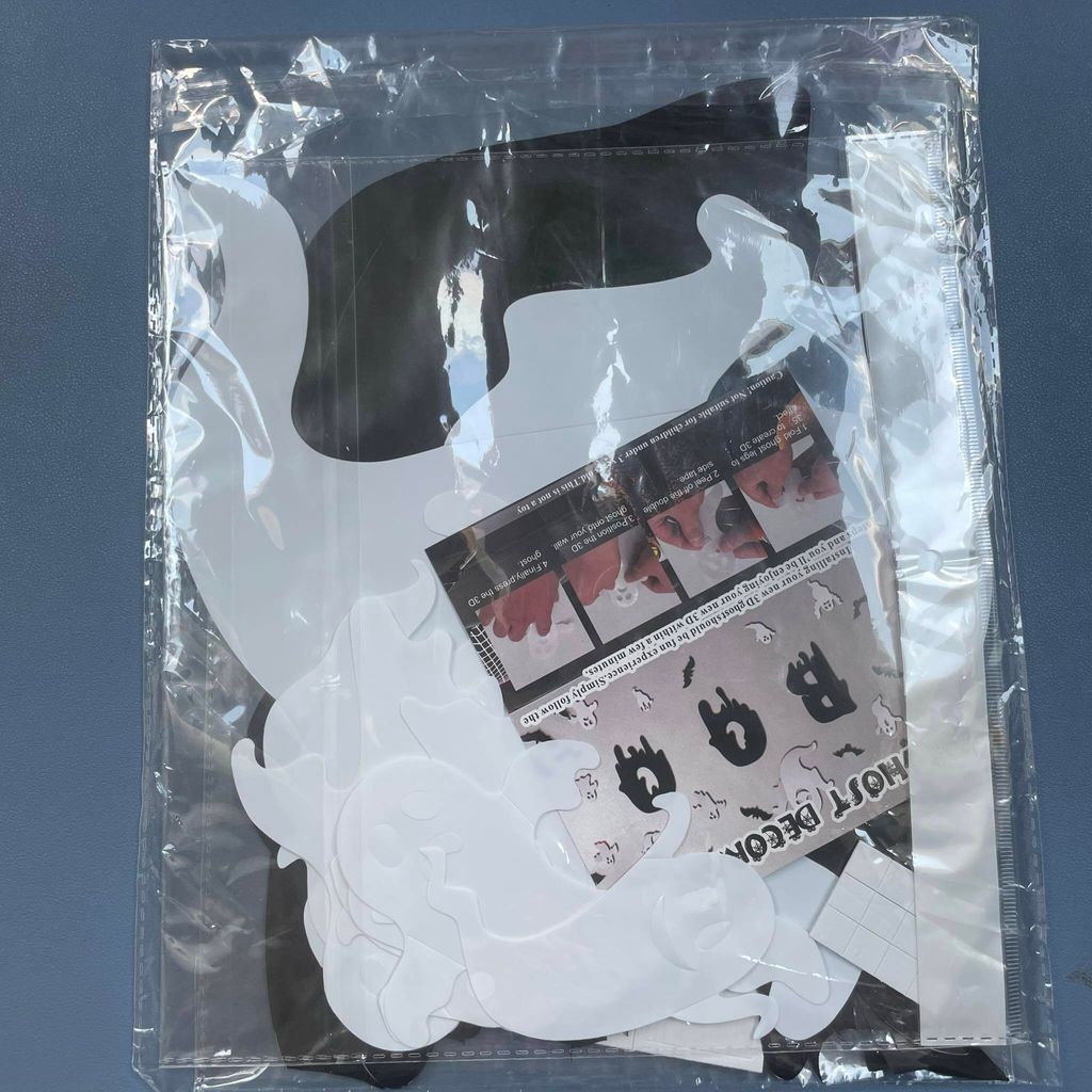 Set mit 70 Halloween-Dekorationen - Gespenster und Fledermäuse