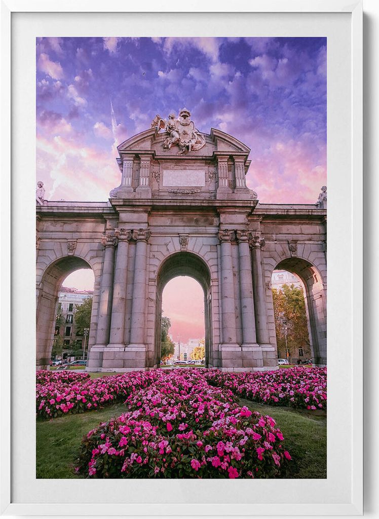 Die Türen von Alcala Madrid Spanien– Wandbild mit Rahmen – Gerahmtes Bild – Wanddekoration – 70x100 cm – Weiß Rahmen