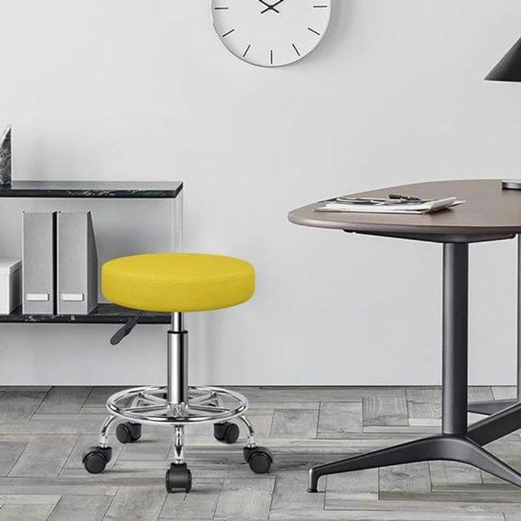 Verstellbare werksalon mit Drehsessel und Fussstütze