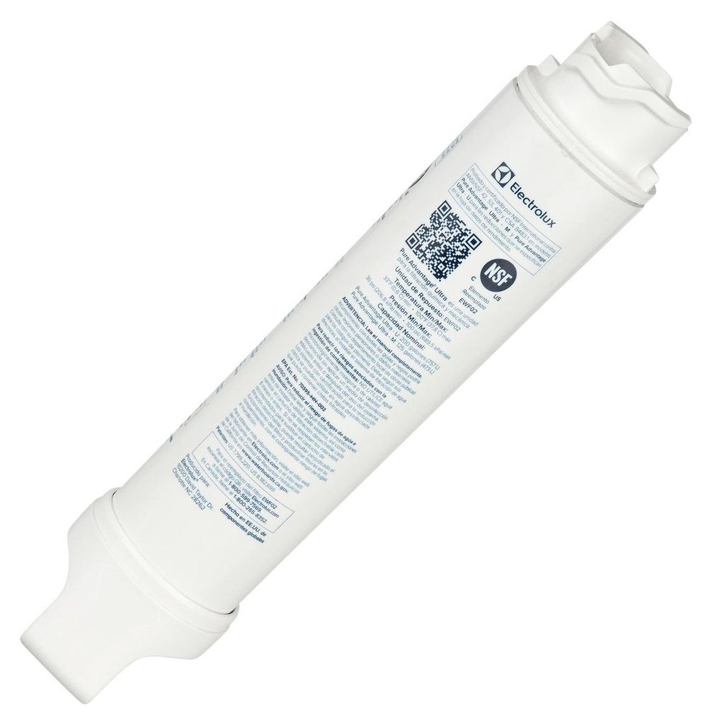 A white water filter cartridge is shown diagonally against a white background.