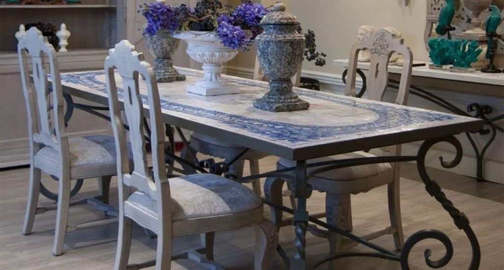 Casa Padrino Luxus Barock Esstisch - Handgefertigter Schmiedeeisen Küchentisch mit Naturstein Mosaik Fliesen Tischplatte - Garten Tisch - Terrasse...