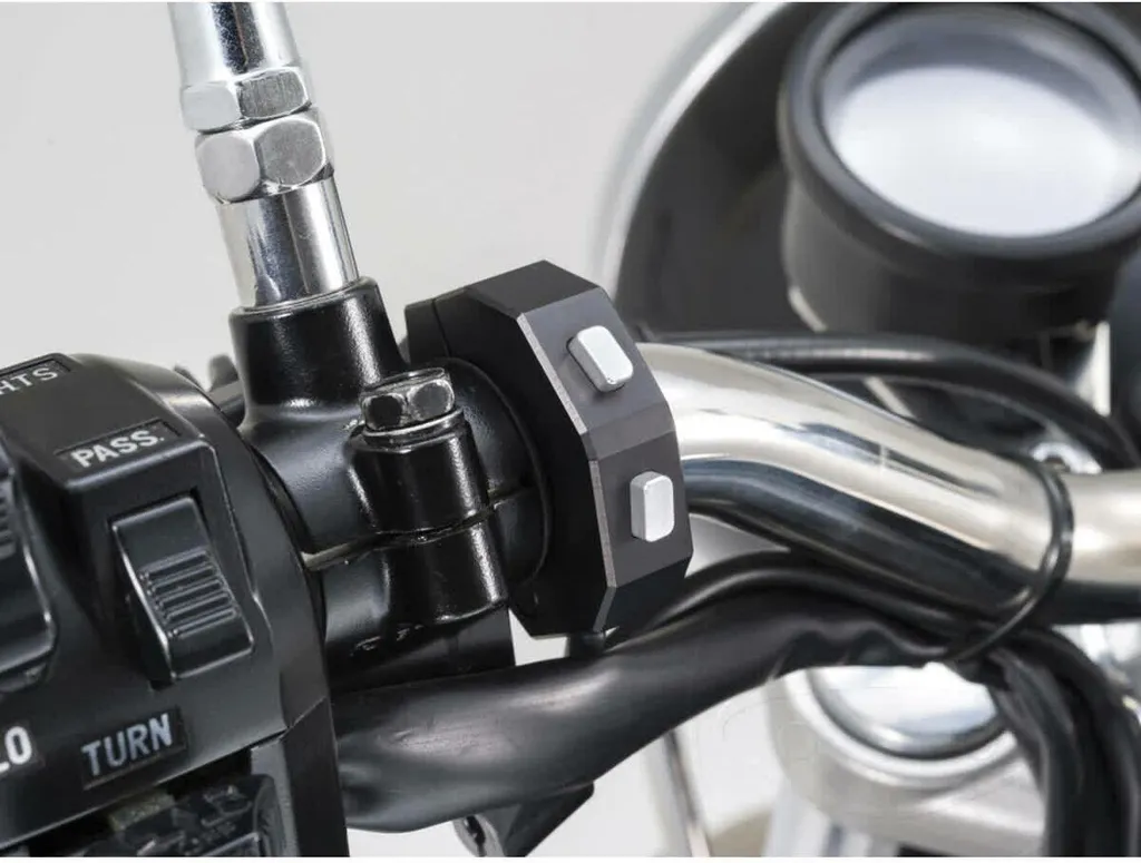 Double interrupteur moto DAYTONA noir 87047 commande de guidon 22mm - 2