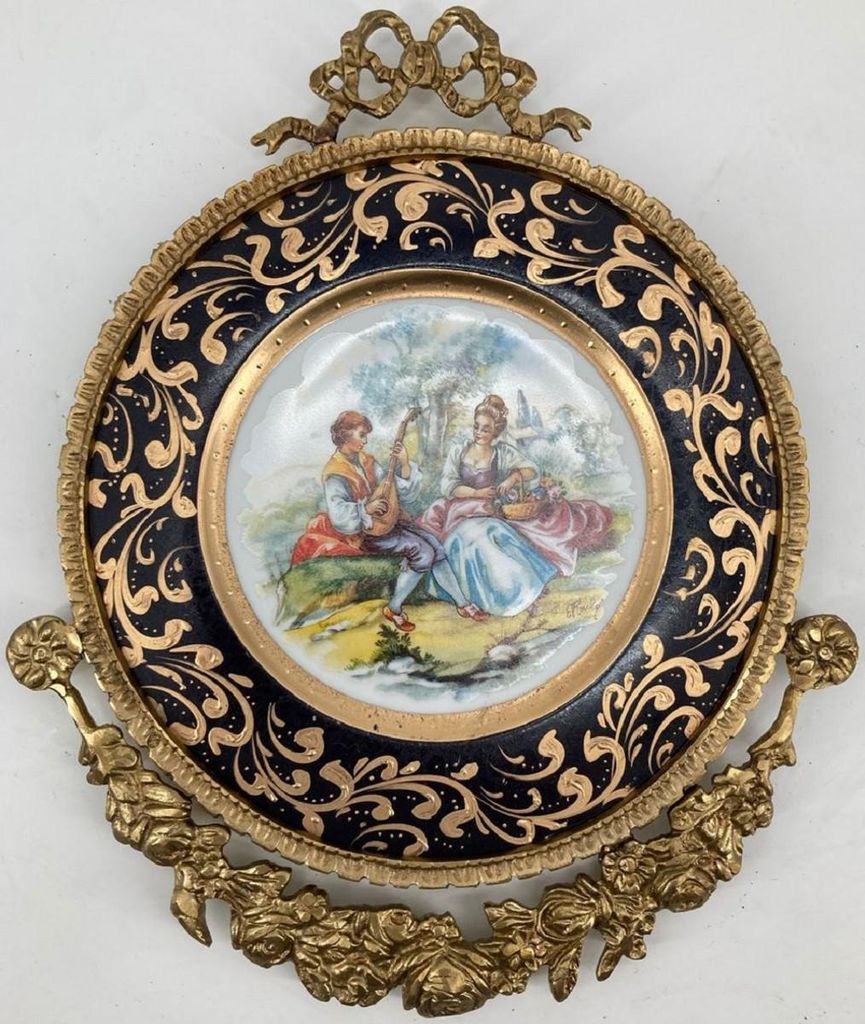 Casa Padrino Barock Keramik Wandteller Schwarz / Mehrfarbig / Messing - Barock Wandbild mit verziertem Messing Rahmen - Barock Wanddeko Accessoires