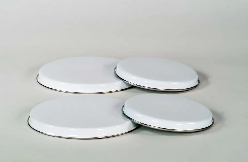 Karl Krüger Set de 4 plaques de cuisson émaillées blanches polyvalentes - 3