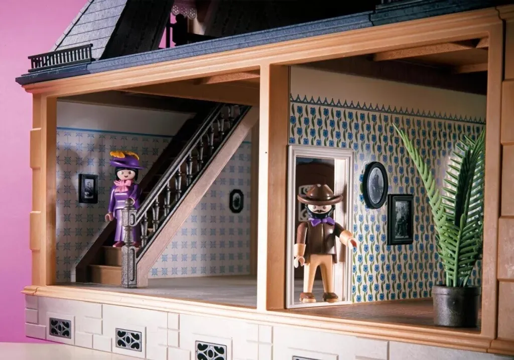 Villa Victorienne PLAYMOBIL 70891 avec Façade Décorée et Balcons Rétro - 4