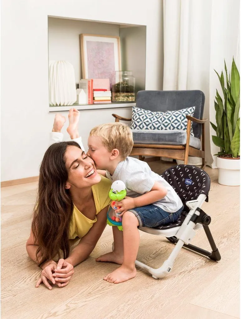 Siège de chaise portable Chicco Coccinelle : la solution repas nomade