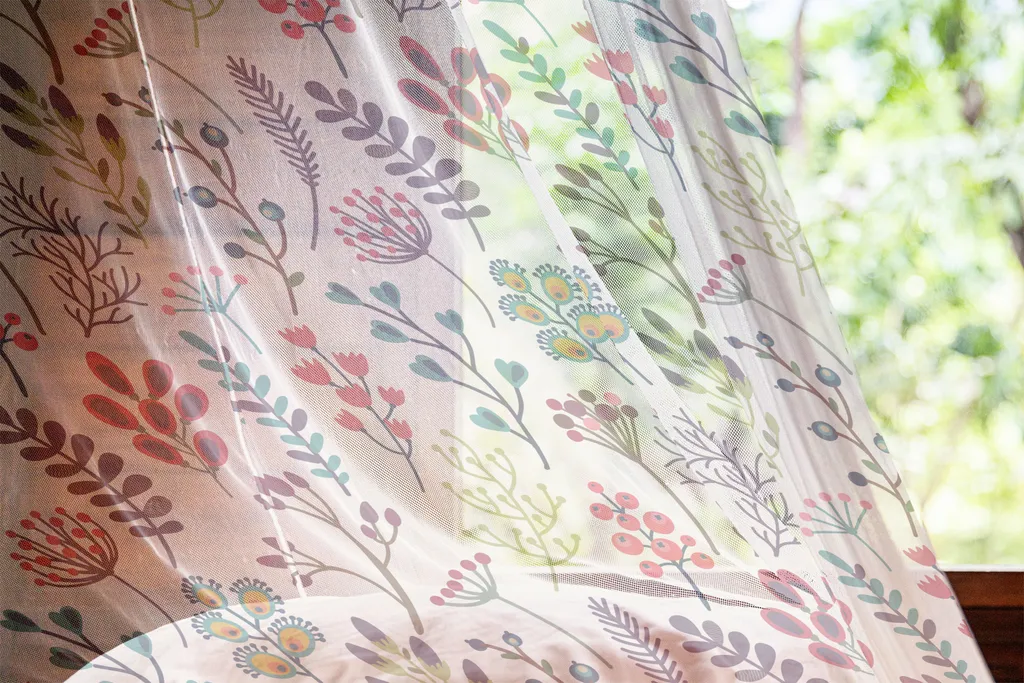 ABAKUHAUS Arazzo botanico, Simpatico motivo autunnale a tema naturale Design sintetico Rami frondosi colorati, Arazzo in raso setoso per soggiorno e camera da letto, 160 cm x 274 cm, Colore guscio d'uovo e multicolore - 4