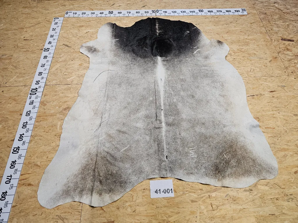 Peau de vache pas chère 41-001 - Tapis cuir véritable à prix réduit chic