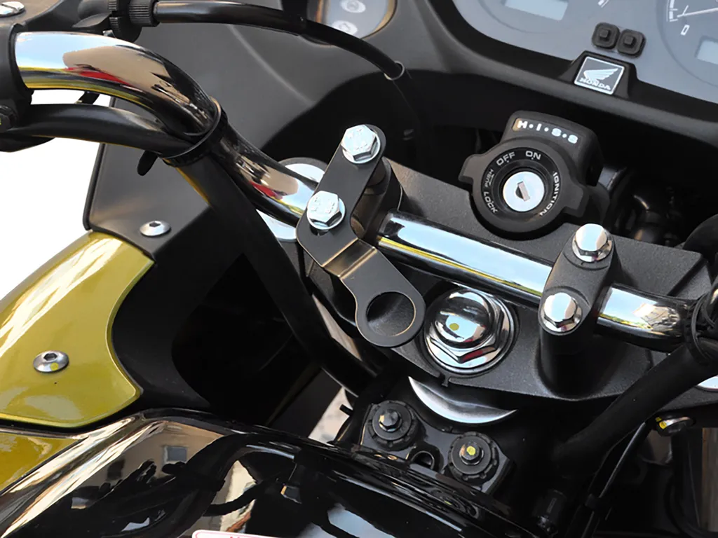 Set di Fissaggio Presa Corrente di Bordo Moto | Kit 12V Universale Professionale