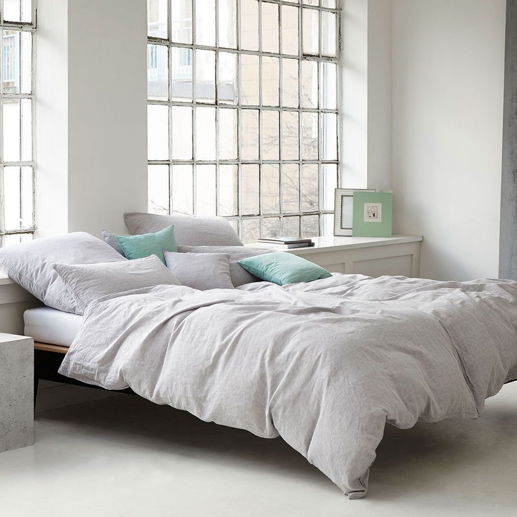 elegante Halbleinen-Bettwäsche-Garnitur Breeze Farbe weiß Größe 100x135+40x60cm