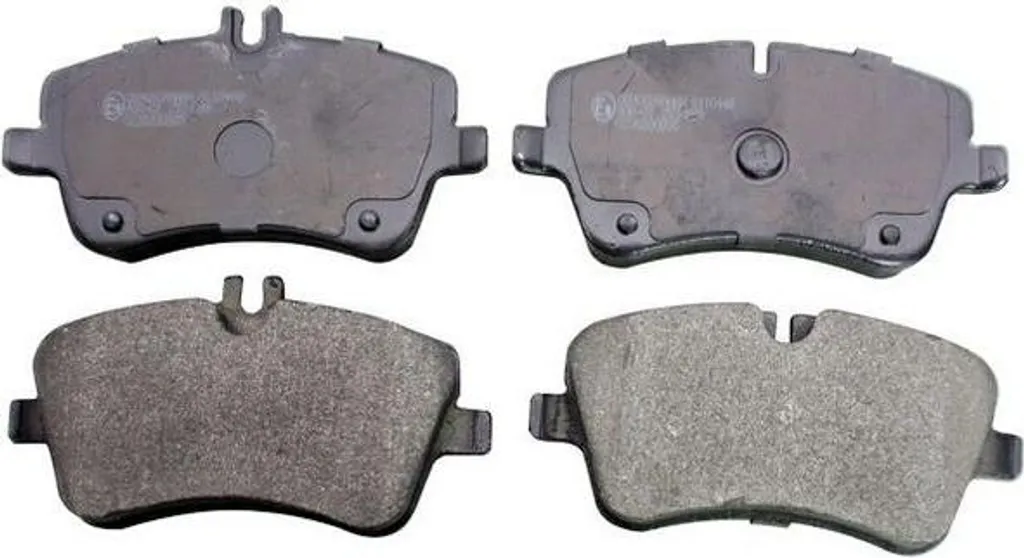Plaquettes de frein Classe C et SLK : Sécurité et confort DENCKERMANN B110448