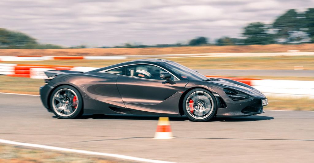 mydays McLaren Rennstreckentraining Schipkau Klettwitz (6 Rdn.); Erlebnis verschenken oder selbst erleben; Gutschein für 1 Person(en)