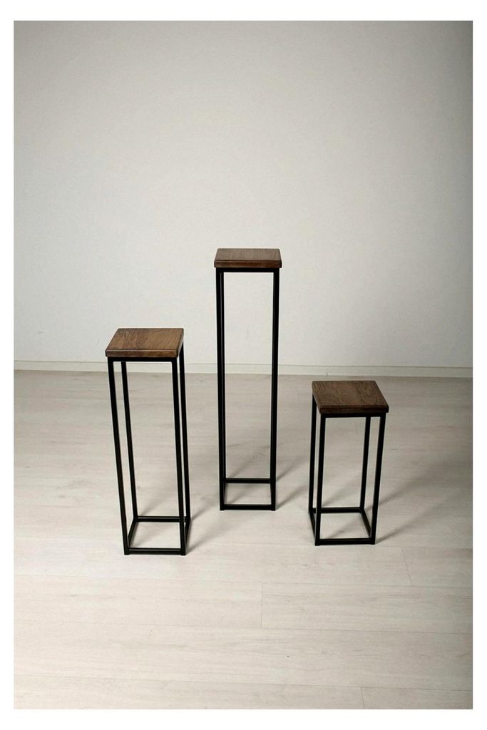 Blumensäule Dora aus Eiche - Dekosäule im schlanken Design mit Stahlgestell (Gestell Schwarz, Platte Dunkel, Höhe 50 cm)