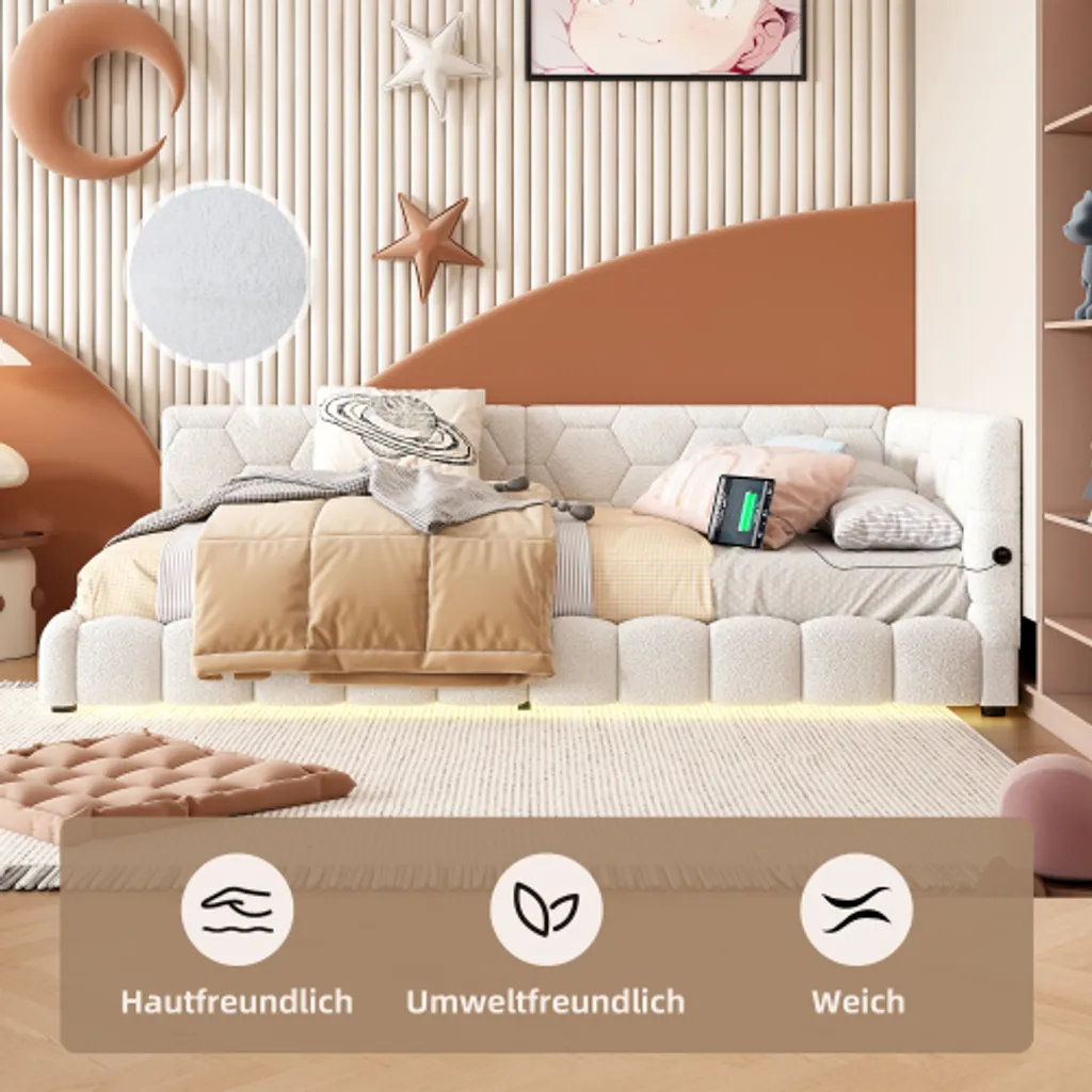 Lit banquette blanc avec chargeur USB pour optimiser les petits espaces