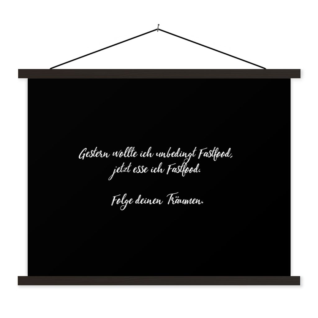 MuchoWow Textilposter Zitate - Kochen - Sprichwörter - Fastfood-Liebhaber - Essen - Folge deinen Träumen 60x45 cm mit schwarzem Rahmen - Poster...