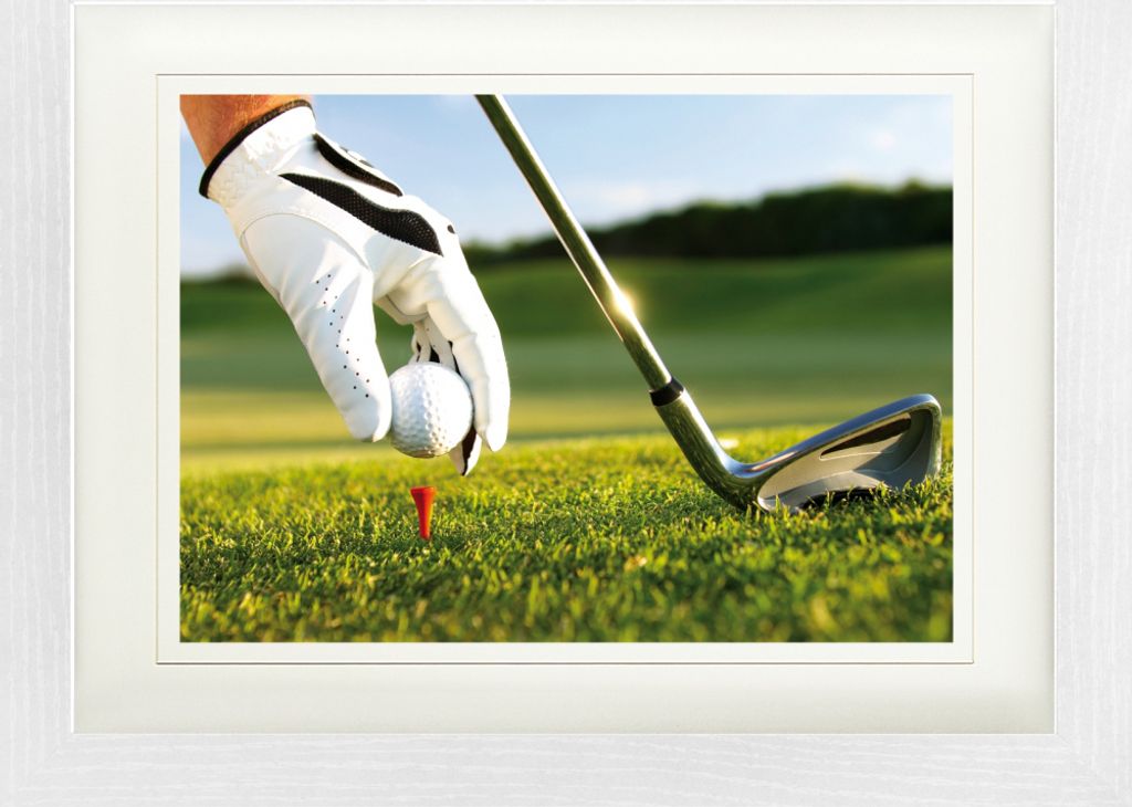 Golf Gerahmtes Bild Mit Edlem Passepartout | Wand-Bilder | Im Bilderrahmen - Der Perfekte Schwung In Den Tag (30 x 40 cm)