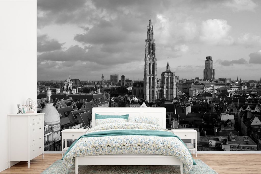 MuchoWow Fototapete für Wohnzimmer oder Schlafzimmer Wandtapete Vinyl Motivtapete Ansicht von Antwerpen und der Kathedrale - schwarz und weiß -...